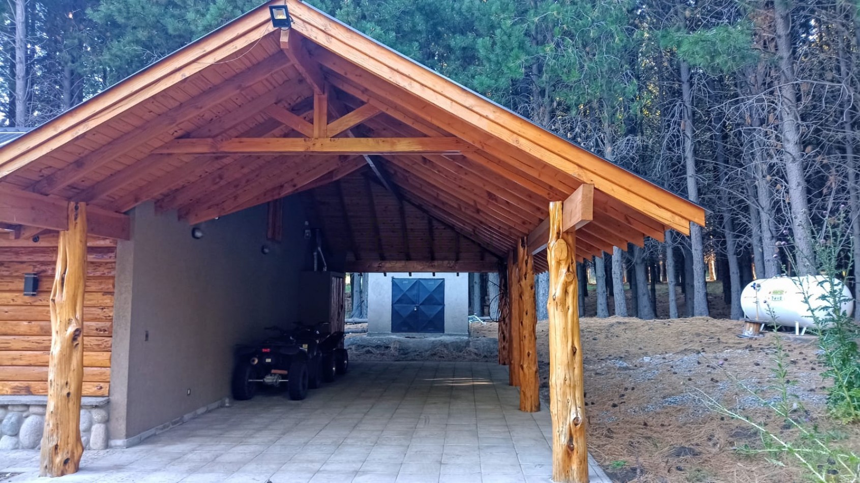 EXCELENTE CASA DE CAMPO EN HUECHULAFQUEN