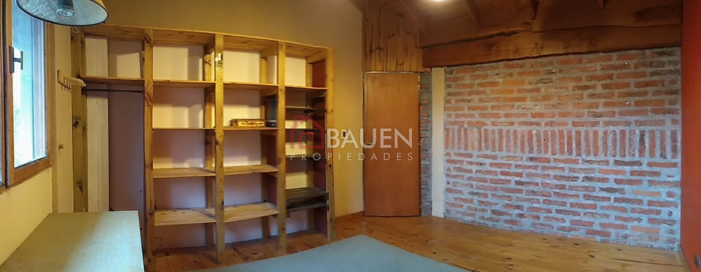 EXCELENTE PROPIEDAD EN BARRIO JARDINES DEL CHIMEHUIN