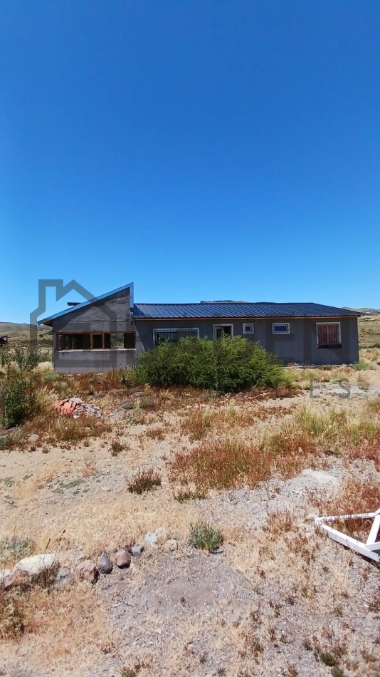 Casa con gran terreno en loteo Huechulafquen, Junin de los Andes, Neuquen