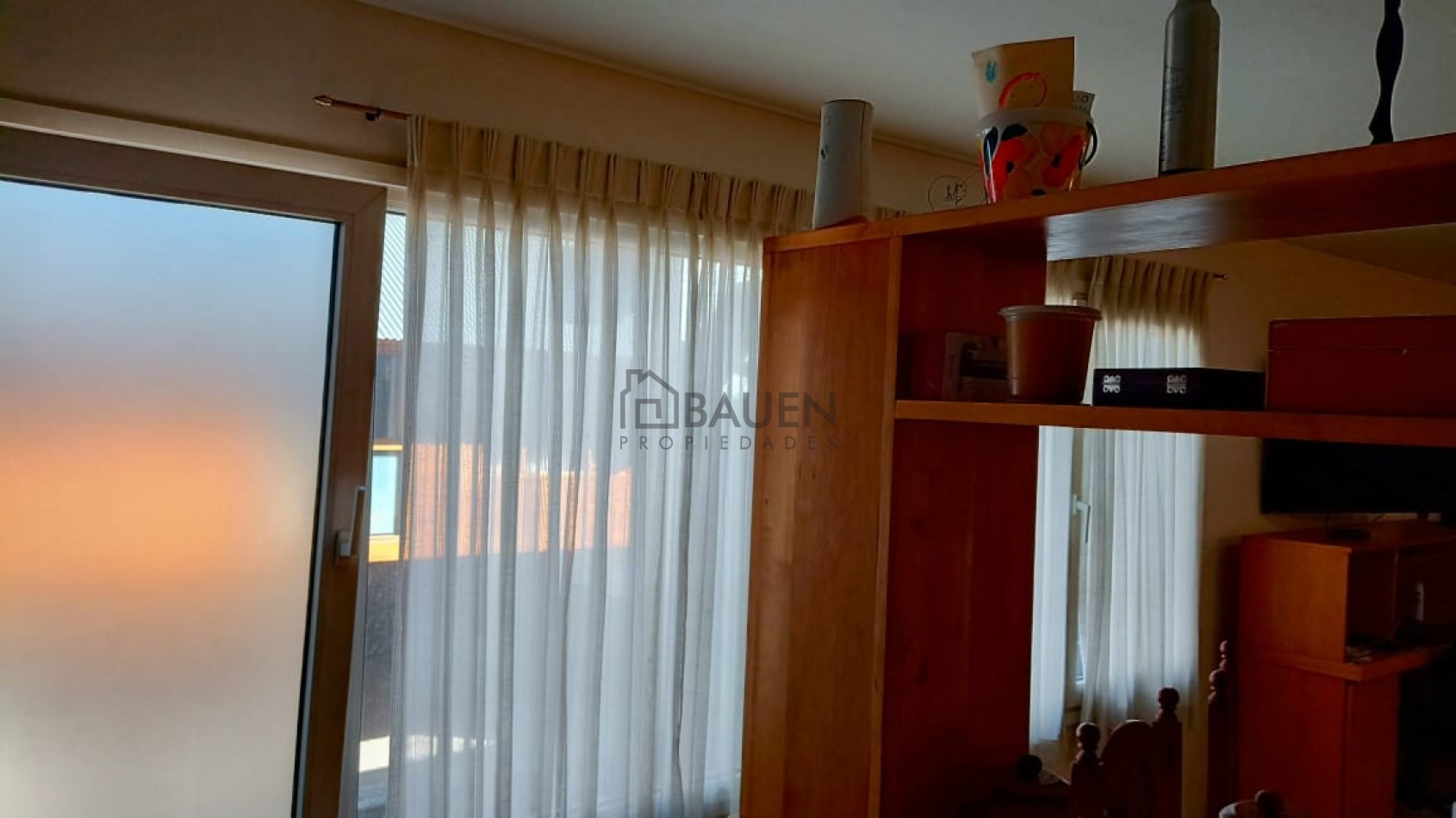 Excelente departamento 3 ambientes con cochera TODOS LOS SERVICIOS