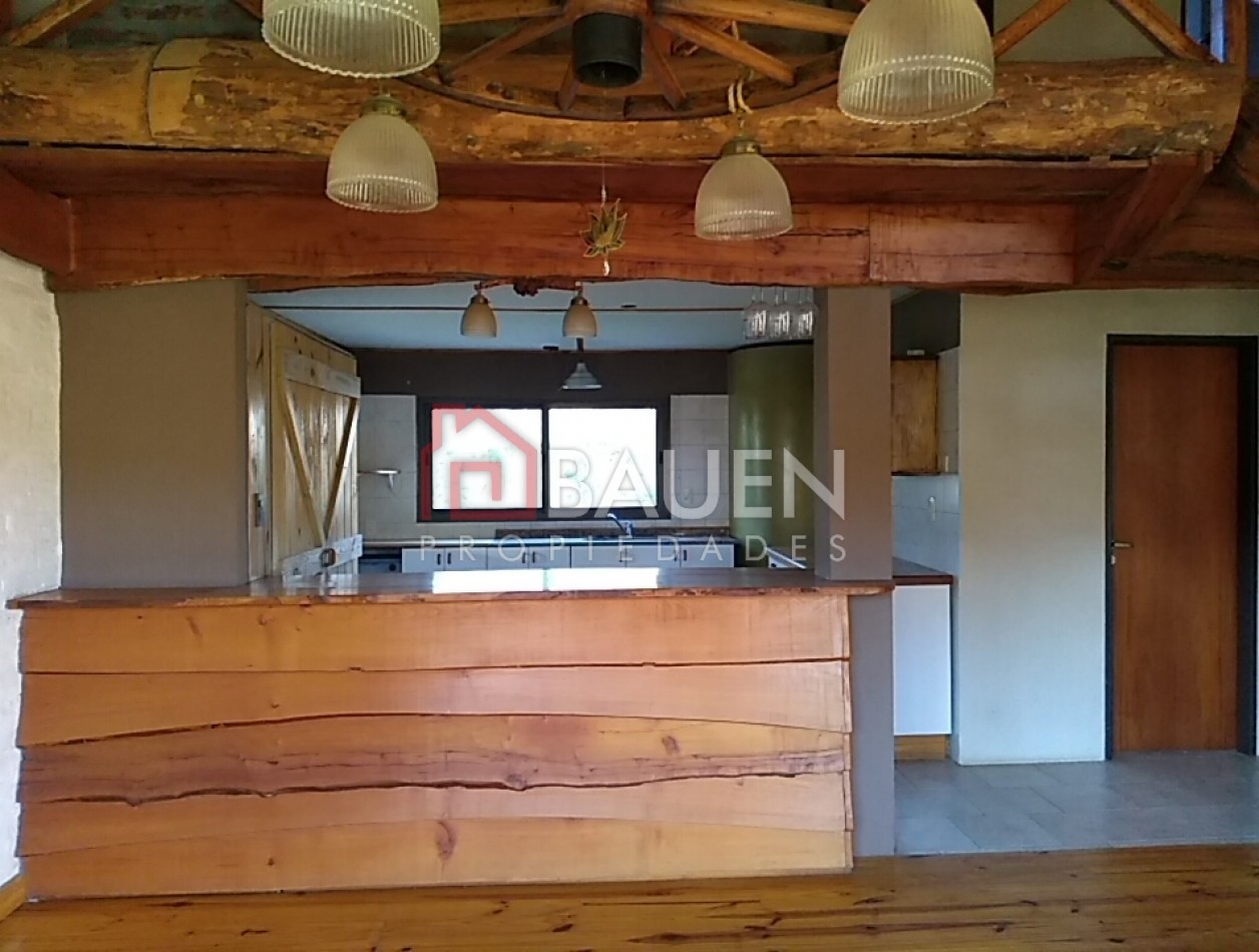 EXCELENTE PROPIEDAD EN BARRIO JARDINES DEL CHIMEHUIN