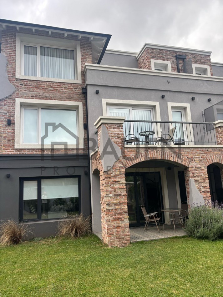 Destacado y delicado departamento en venta en el Centro de San Martin de los Andes, Neuquen