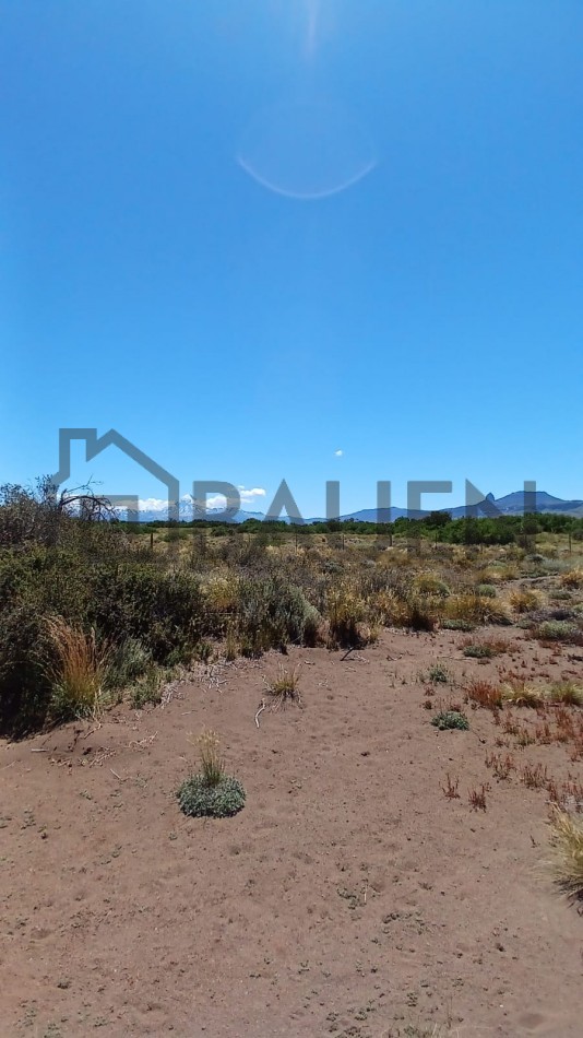 Casa con gran terreno en loteo Huechulafquen, Junin de los Andes, Neuquen