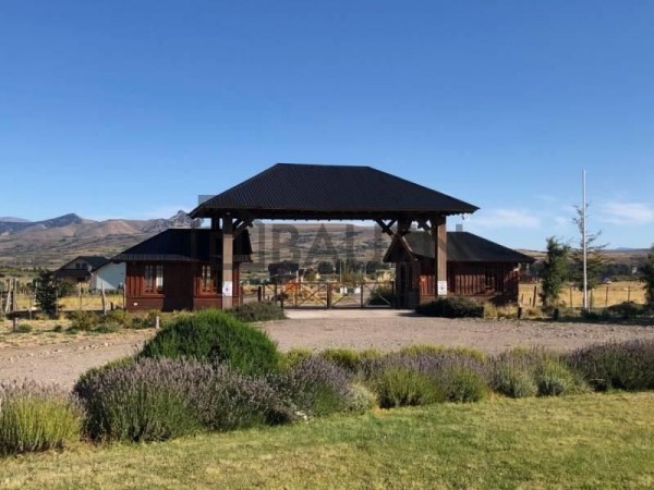 OPORTUNIDAD Excelente Casa en B° Las Marias del Valle