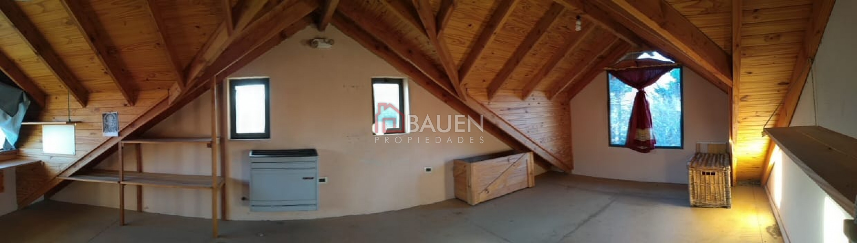 EXCELENTE PROPIEDAD EN BARRIO JARDINES DEL CHIMEHUIN