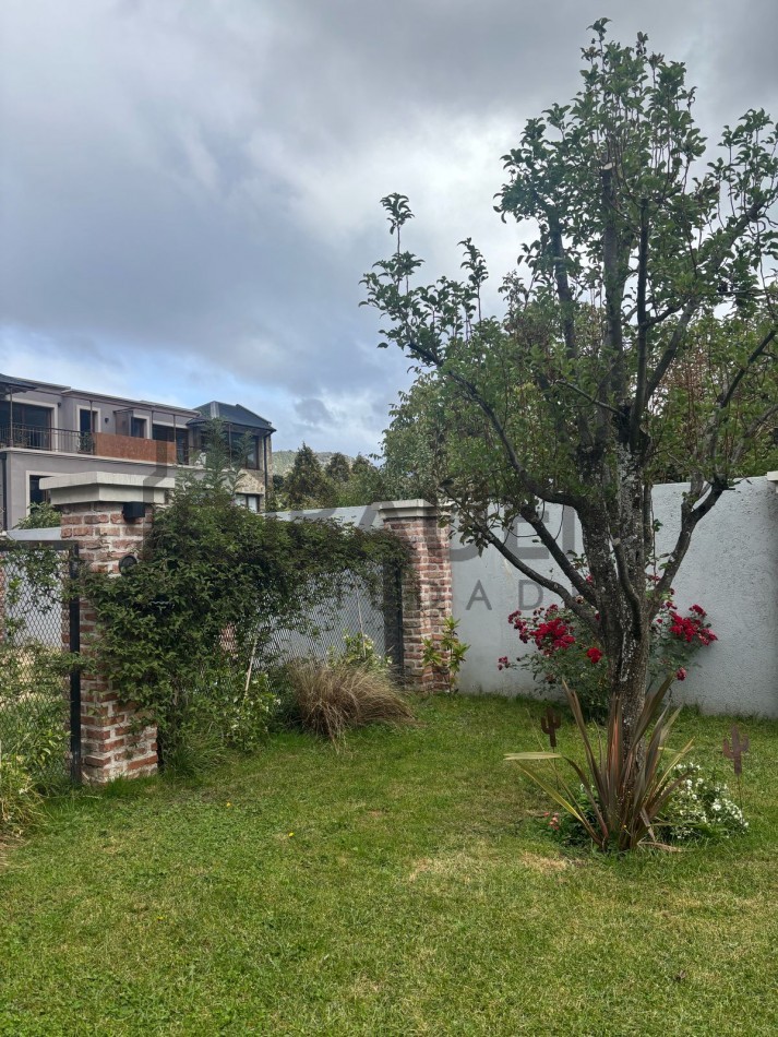 Destacado y delicado departamento en venta en el Centro de San Martin de los Andes, Neuquen
