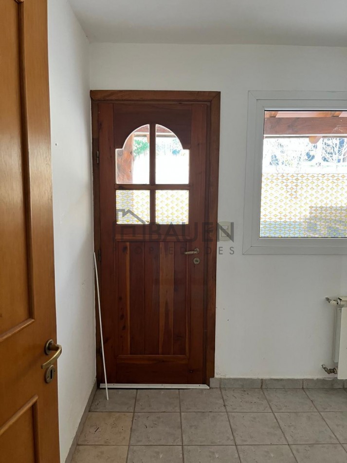Casa quinta con quincho en ladera del Cerro Piltriquitron