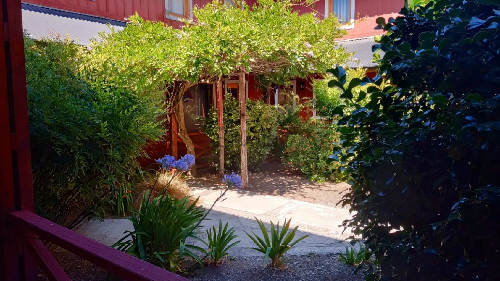 EXCELENTE DUPLEX CON PATIO EN PLENO CENTRO