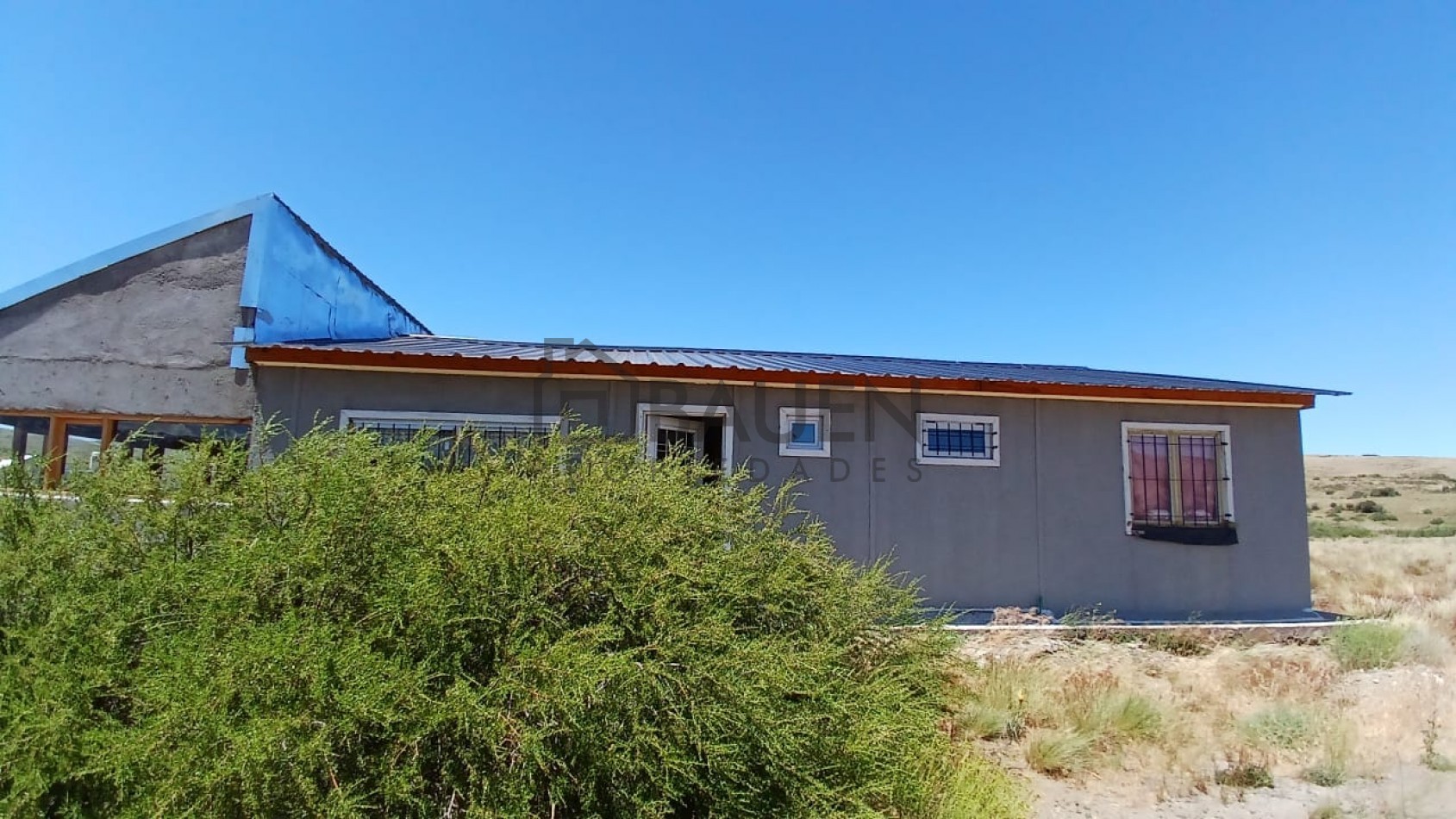 Casa con gran terreno en loteo Huechulafquen, Junin de los Andes, Neuquen