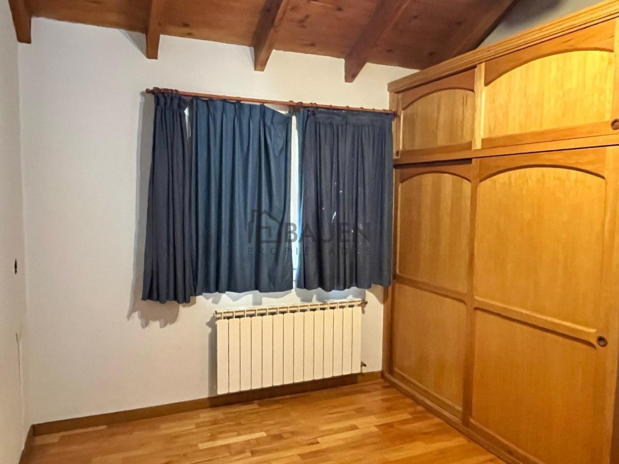 Casa quinta con quincho en ladera del Cerro Piltriquitron