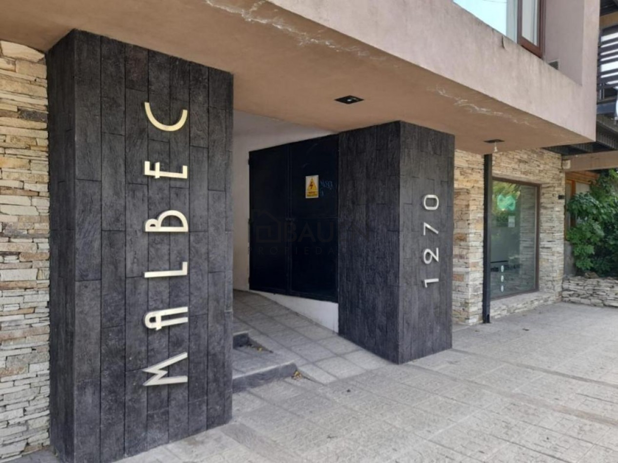 Monoambiente centrico con pileta