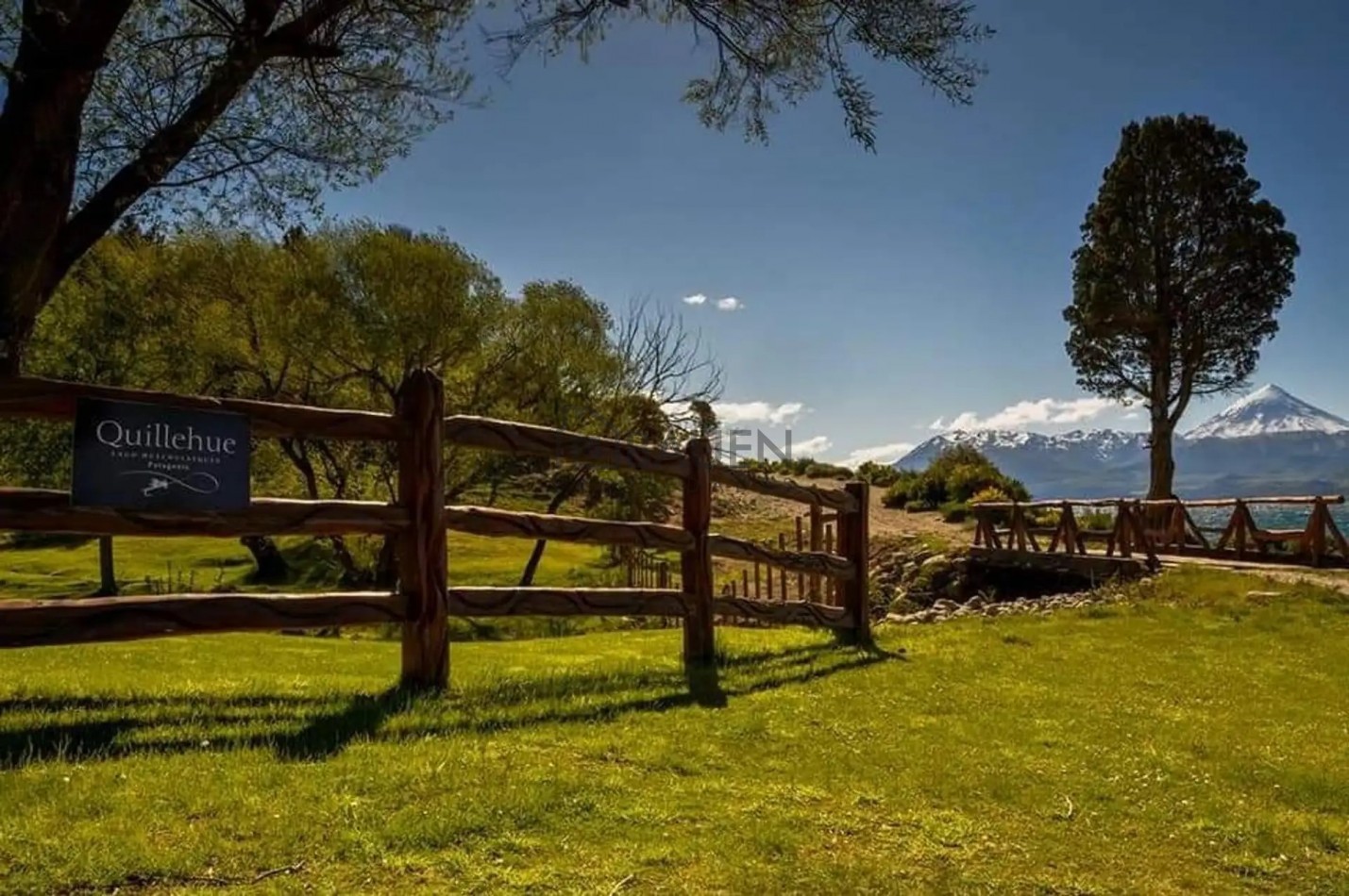 EXCELENTE CASA DE CAMPO EN HUECHULAFQUEN