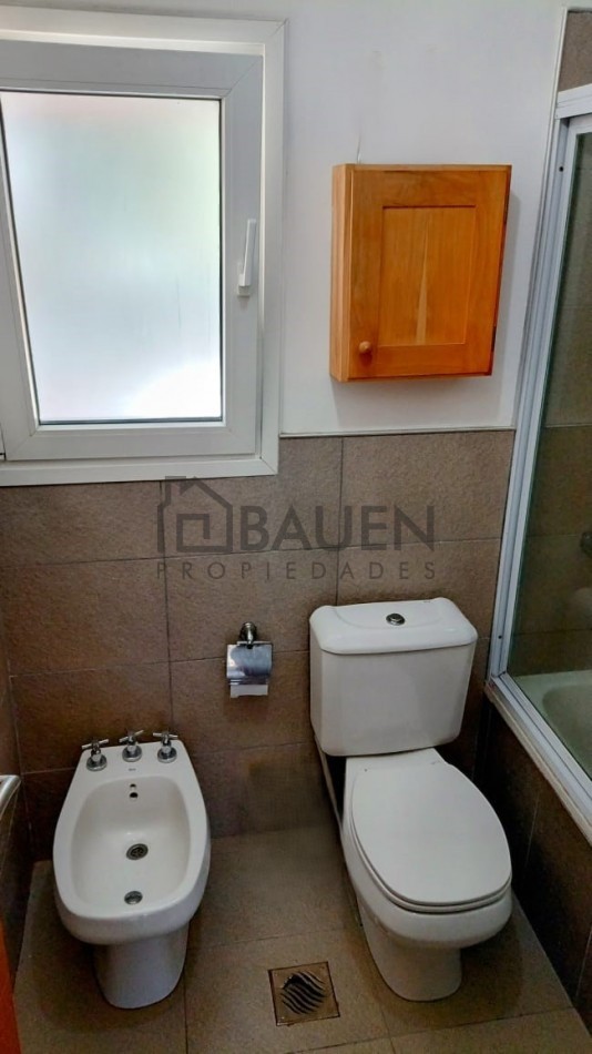 Excelente departamento 3 ambientes con cochera TODOS LOS SERVICIOS