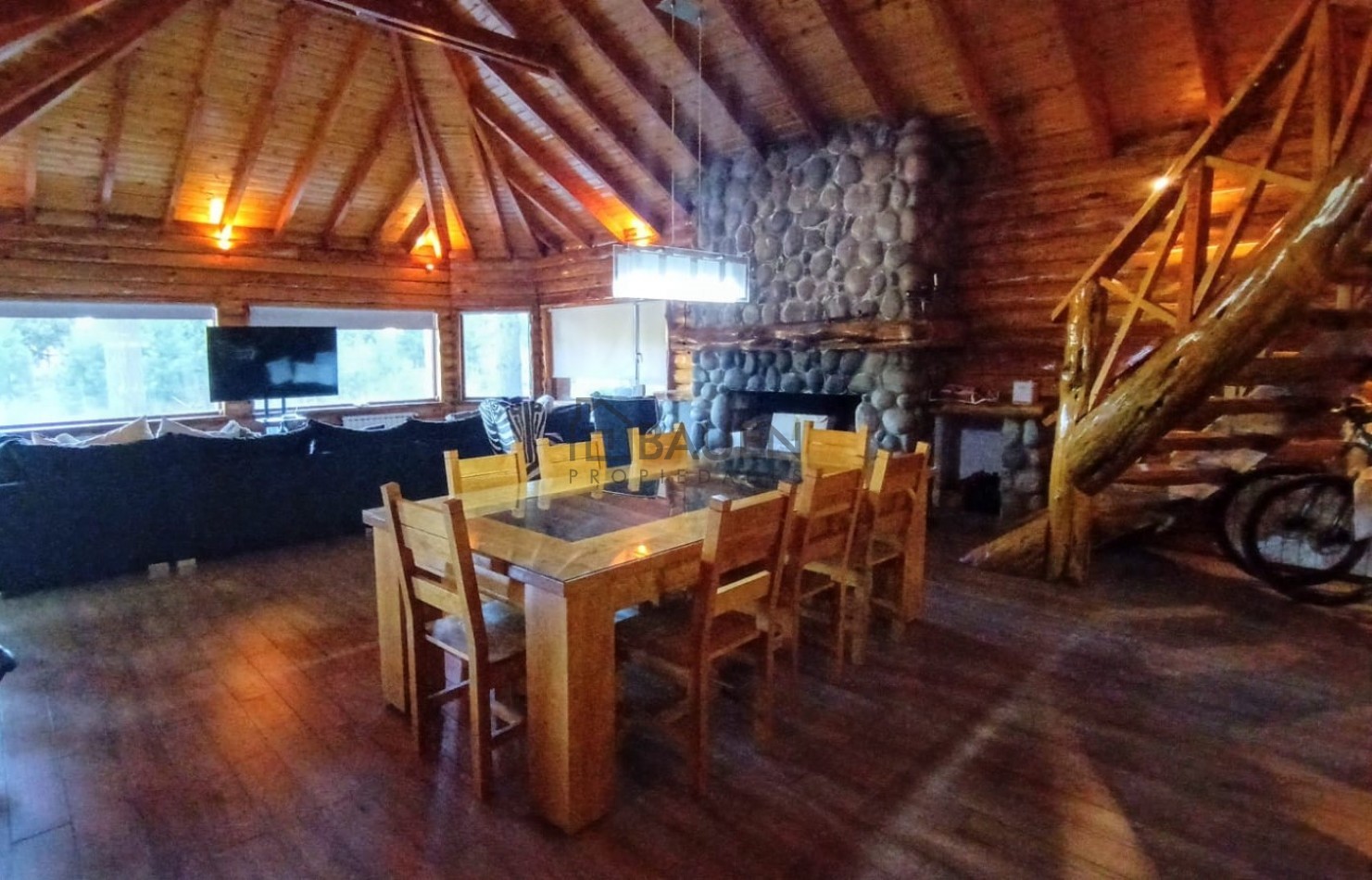 EXCELENTE CASA DE CAMPO EN HUECHULAFQUEN