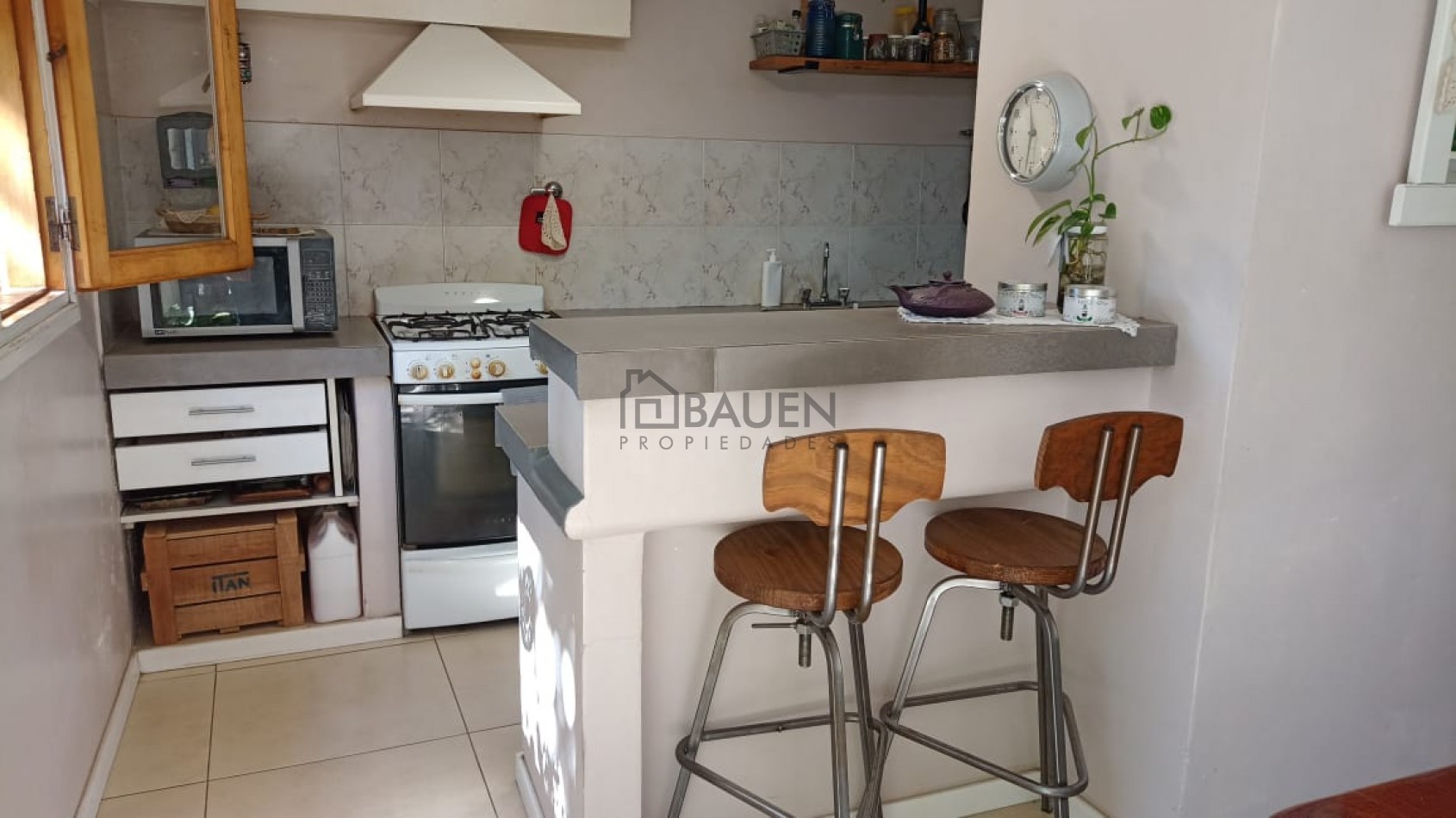 EXCELENTE DUPLEX CON PATIO EN PLENO CENTRO
