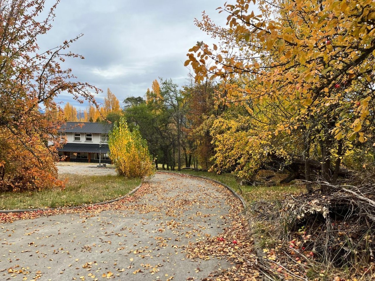 Casa quinta con quincho en ladera del Cerro Piltriquitron