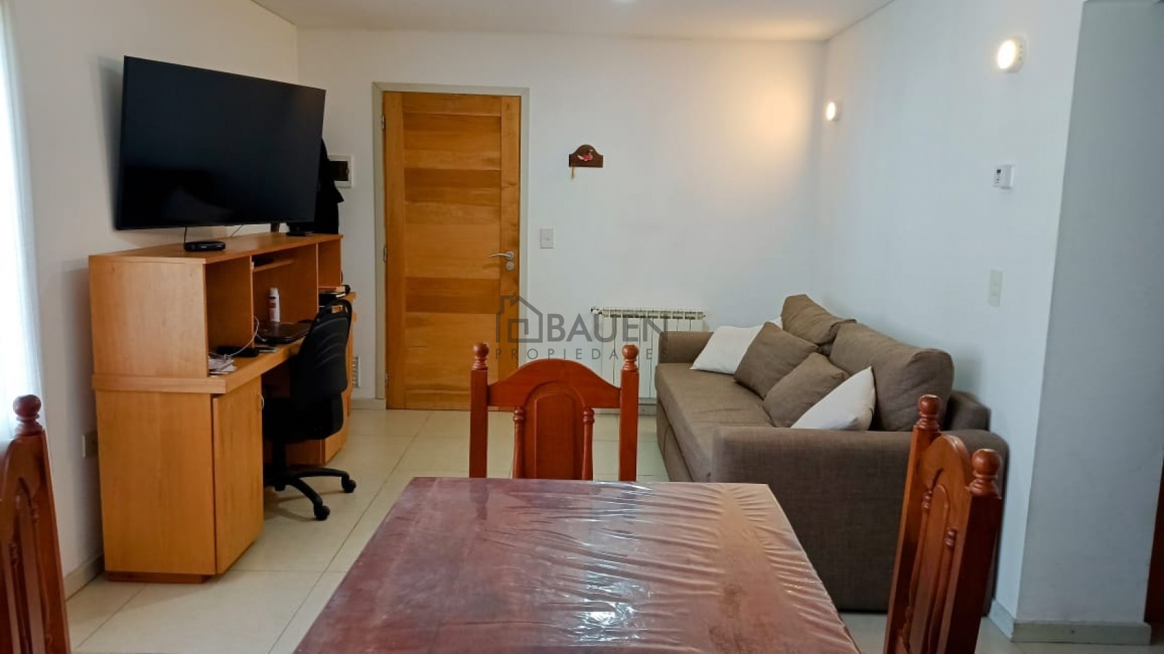 Excelente departamento 3 ambientes con cochera TODOS LOS SERVICIOS