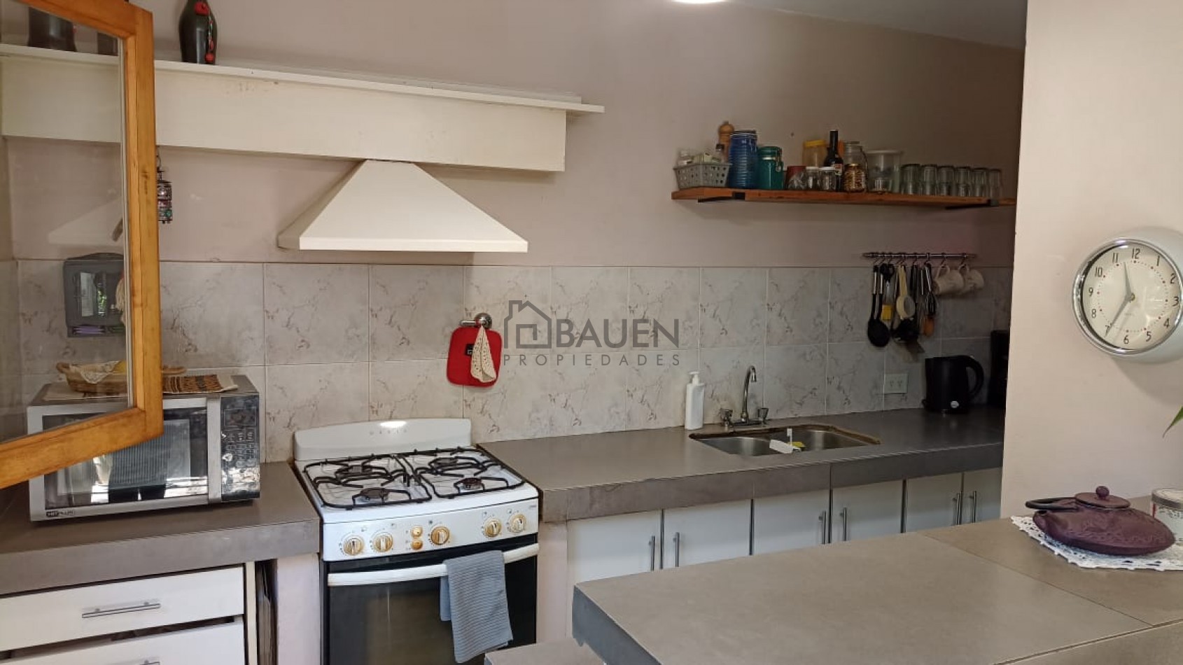 EXCELENTE DUPLEX CON PATIO EN PLENO CENTRO