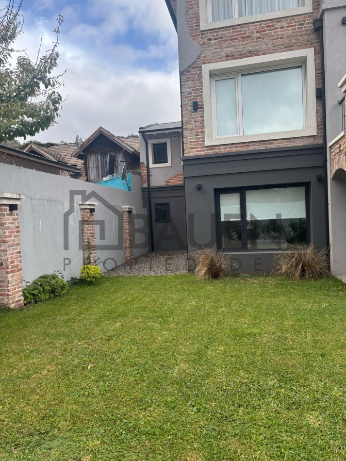Destacado y delicado departamento en venta en el Centro de San Martin de los Andes, Neuquen