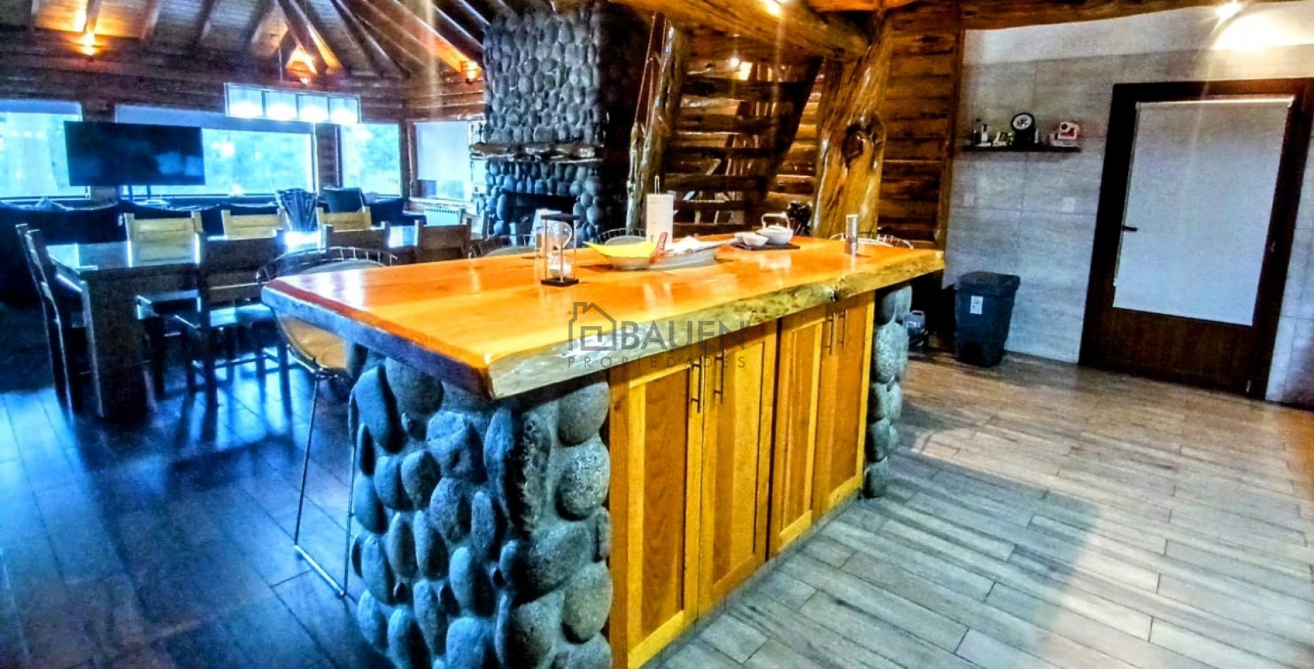 EXCELENTE CASA DE CAMPO EN HUECHULAFQUEN