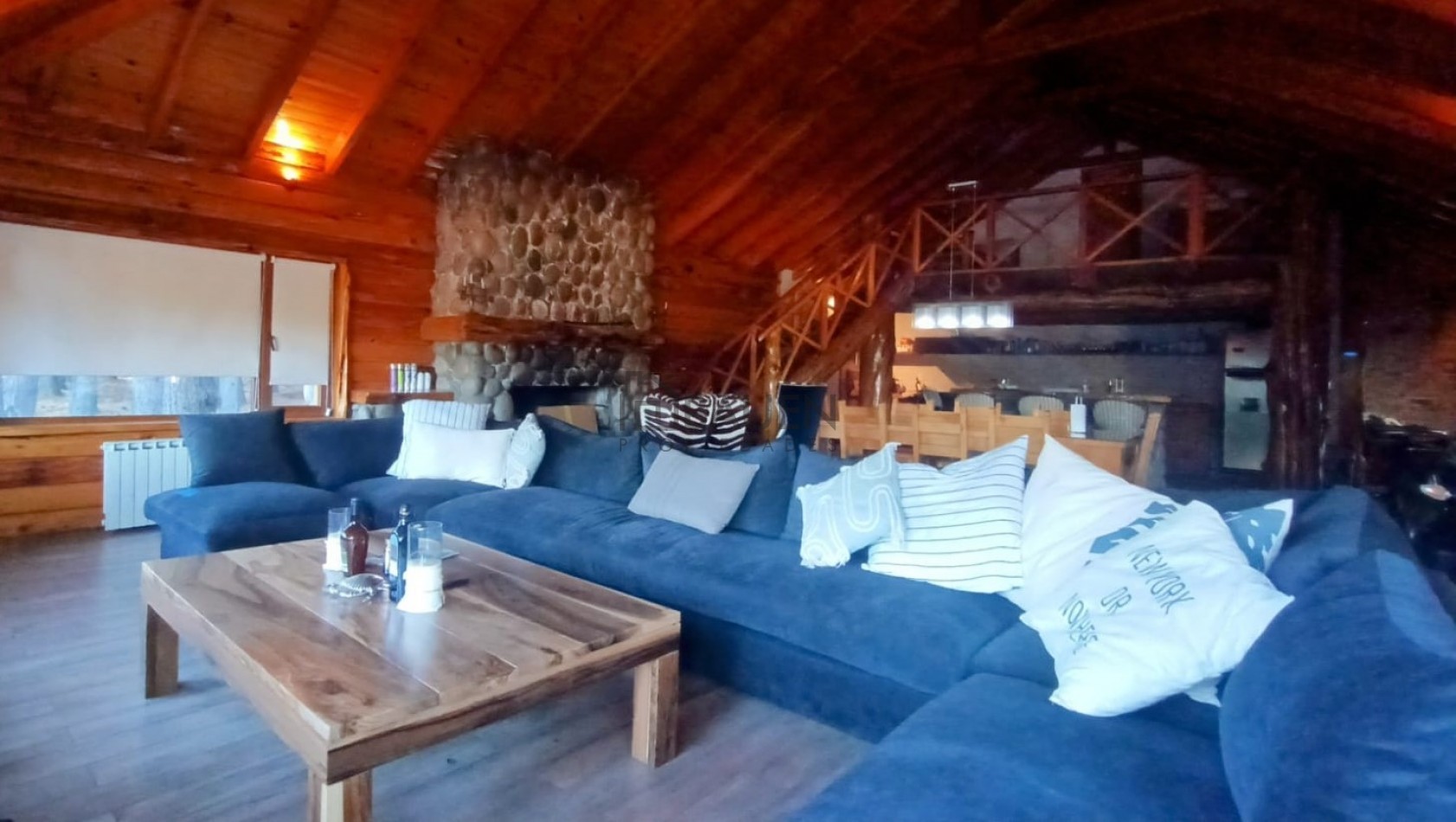 EXCELENTE CASA DE CAMPO EN HUECHULAFQUEN