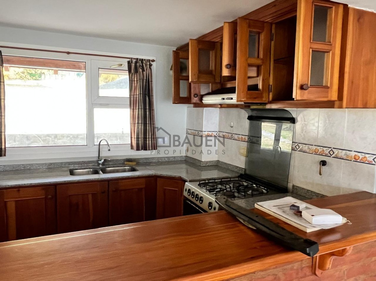 Casa quinta con quincho en ladera del Cerro Piltriquitron