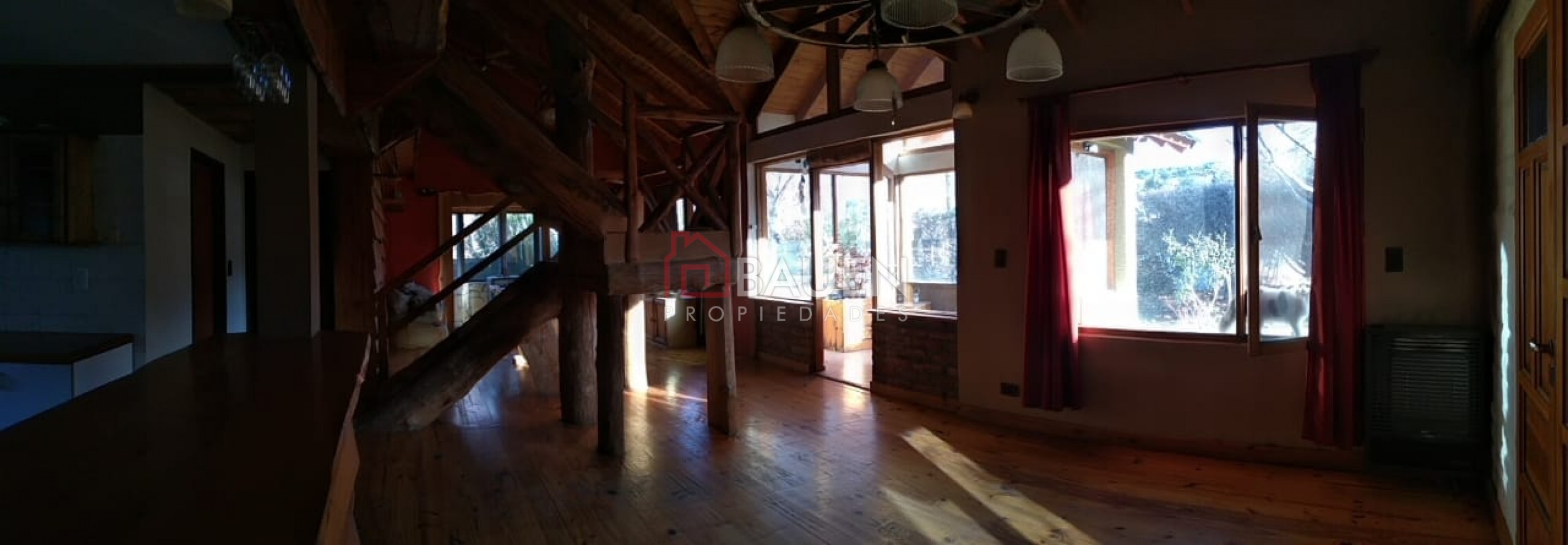 EXCELENTE PROPIEDAD EN BARRIO JARDINES DEL CHIMEHUIN